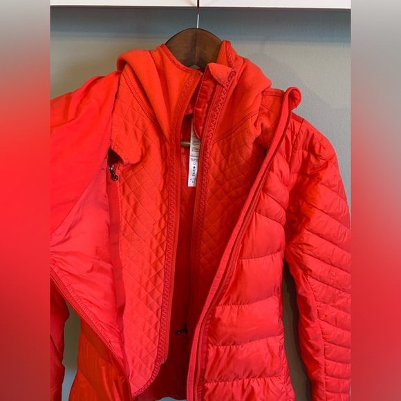 NWOT Lululemon Red Fall/Spring Jacket for Runners - Picture 9 of 16